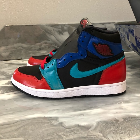 Nike Air Jordan 1 Retro High OG Custom Painted - Picture 7 of 8